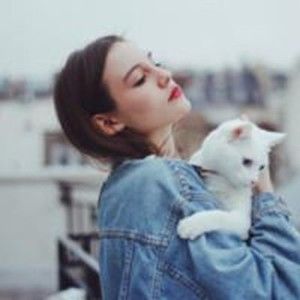 Meet your Posher, Linette